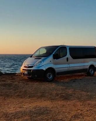 OPEL VIVARO 9 posti sedili e camperizzazione