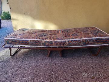 Rete pieghevole con materasso