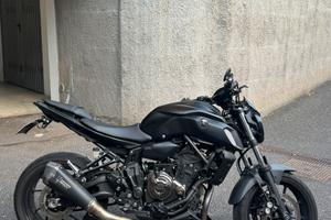 Yamaha MT-07 – Nera Opaca