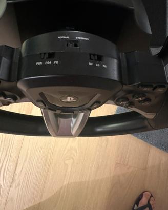 Volante hori ps5/ps4/pc NO SUPPORTO