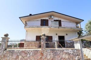 VILLA SINGOLA A CITTÀ SANT'ANGELO
