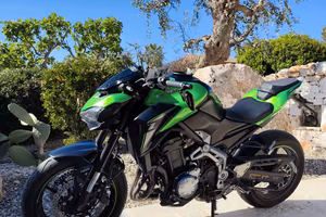 moto Kawasaki z900