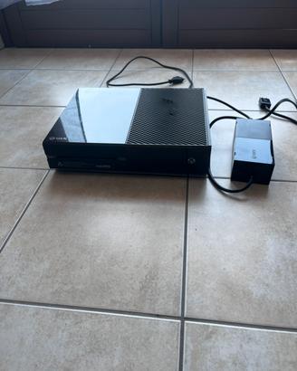 Xbox one nera 500gb 6 giochi in omaggio