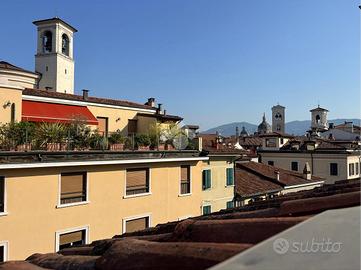 2 LOCALI A BRESCIA