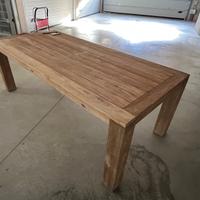 Tavolo in legno di teak