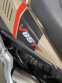 MOTO GUZZI V 85 TT TRAVEL