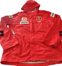Giacca impermiabile Ferrari