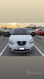 Lancia ypsilon 1.4 GPL elle cochic