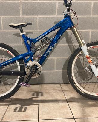 MTB INTENSE UZZI VP