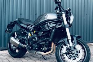 Benelli Leoncino 800 abs + telai borse laterali