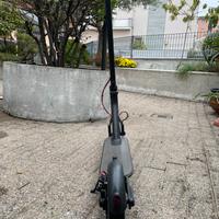 Monopattino elettrico Xiaomi, Mi Electric Scooter