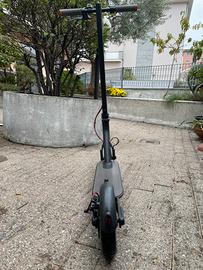 Monopattino elettrico Xiaomi, Mi Electric Scooter