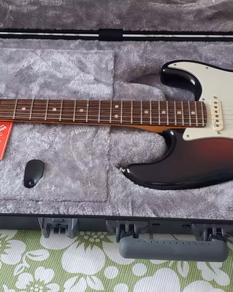 Chitarra Elettrica Fender Stratocaster Ultra  75°