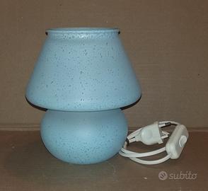 Lampada da tavolo in vetro azzurro marmorizzato