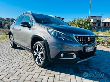 Peugeot 2008 1.6HDI PARI AL NUOVO FULL 2017
