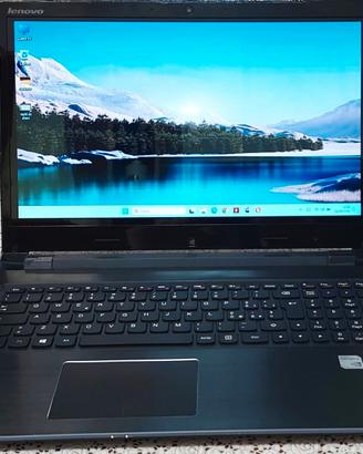 Notebook Lenovo i7 touchscreen convertibile 8GB.