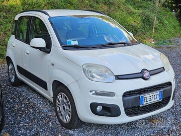 FIAT Panda 1.3 MJT S&S Lounge funziona ma fa fum
