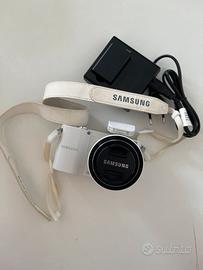 Samsung NX 1000