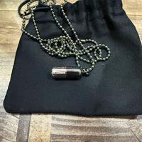 Ciondolo a forma di capsula Jil Sander