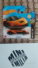 HOT WHEELS  MCLAREN W1 1/64 1:64