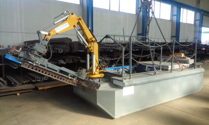 Motobarca diserbatrice Nettuno mod. 4500/1850