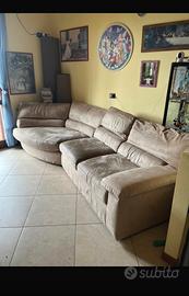 Divano Relia angolare c/pouf poltrone e sofa