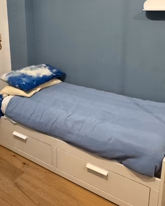 Letto con cassettone (materassi inclusi)