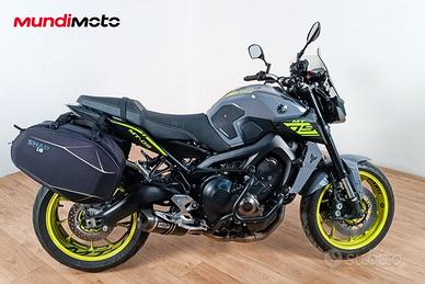 YAMAHA MT 09 - 2018