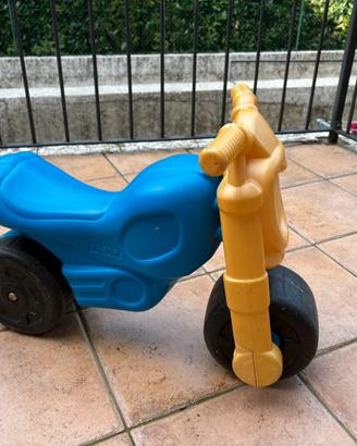Moto cavalcabile Feber