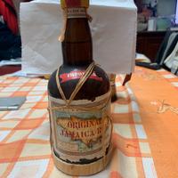 Bottiglia di rum