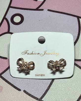 Orecchini fiocchi