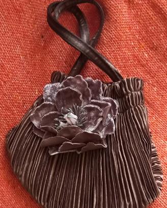 Borsa con fiore 