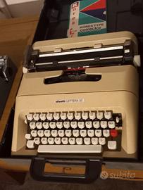 Macchina da scrivere Olivetti "Lettera 35"