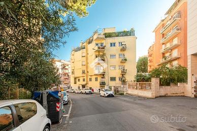 3 LOCALI A ROMA