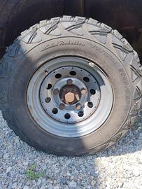 cerchi e gomme defender