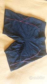 pantaloni donna corti