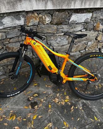 GIANT E BIKE 26