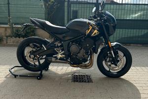 Triumph Trident 660