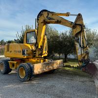 Escavatore Komatsu PW110R