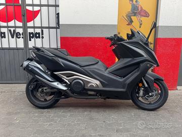 Kymco AK 550