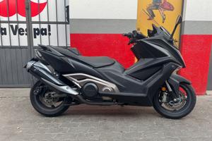 Kymco AK 550