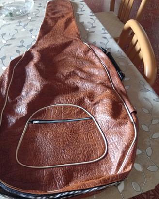 custodia chitarra in pelle 