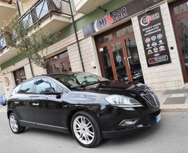 Lancia Delta 1.6 MJT 120cv PLATINO NAVI