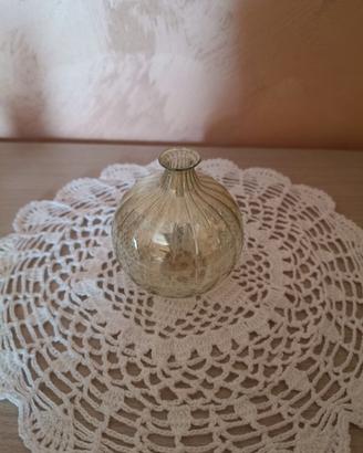 Vecchia ampolla in vetro soffiato di Murano.