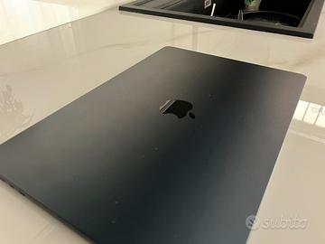 Apple MacBook Air 15”  ram 16gb ssd 512 gb