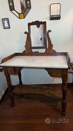 Toelettina antica -legno massello e piano in marmo
