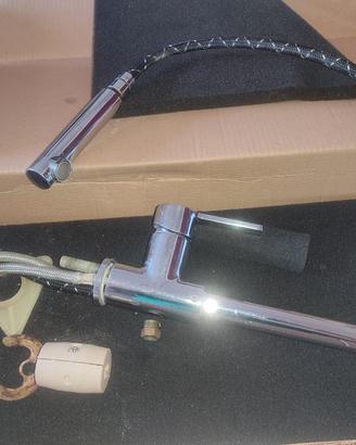 Rubinetto miscelatore a 2 vie