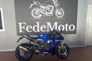 Yamaha YZF R1