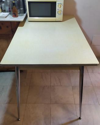 tavolo cucina in formica