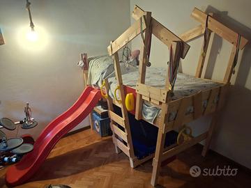 Letto con scivolo per bambino in legno soppalco